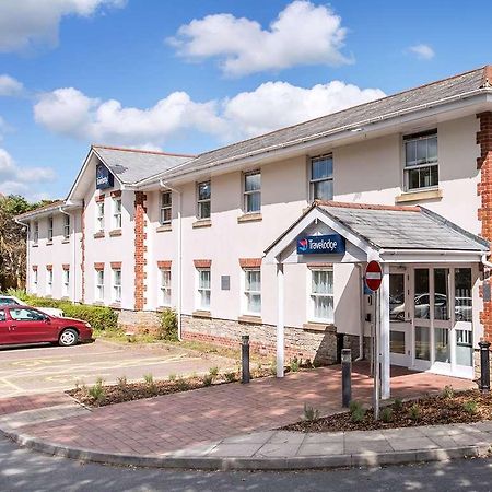 Travelodge Plymouth Roborough エクステリア 写真