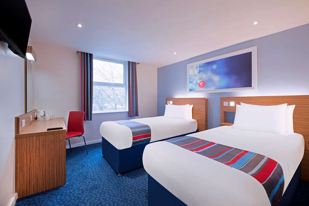 Travelodge Plymouth Roborough 部屋 写真